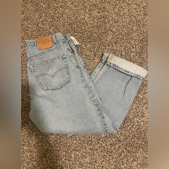 Levi 505 Jeans. Size 38x30 - Picture 2 of 2
